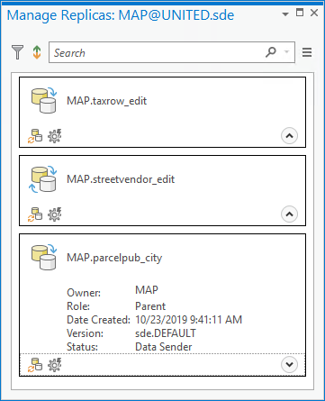 Manage Replicas pane displaying existing replicas